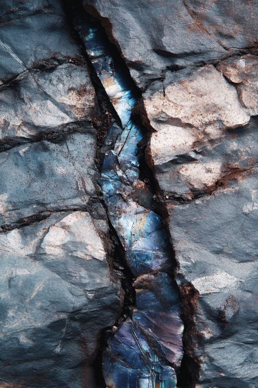 Titanium Vein 4